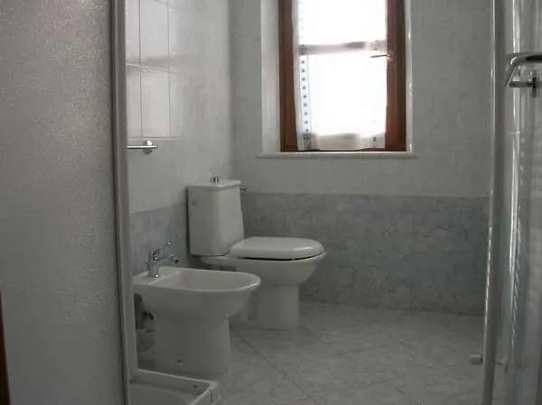 B&B Villa Isa Carrara Nocleg ze śniadaniem